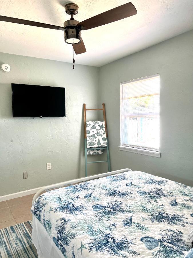 Beach Bungalow In Downtown Cocoa Beach Villa Esterno foto