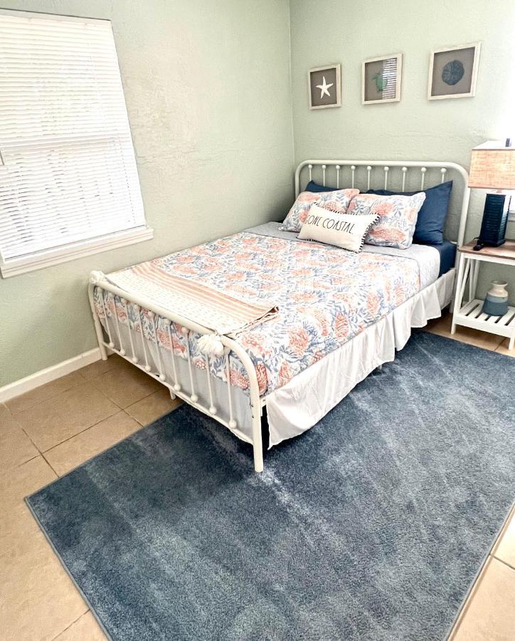 Beach Bungalow In Downtown Cocoa Beach Villa Esterno foto